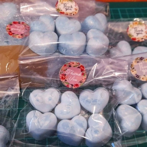 Sea Salt & Driftwood soy wax heart melts
