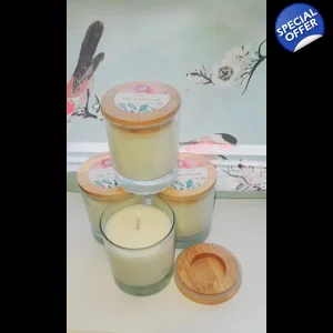 Eucalyptus Soy 30cl Glass Jar - Candle bamboo lid.