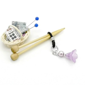 Lilac Flower Needle Hugger