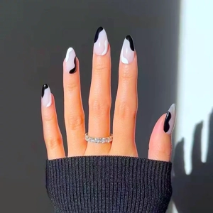 Almond Press On Nail JP1524