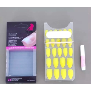 Almond Opoola Glue On Nails JS098