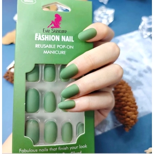Pre Glued Opoola Nails MS020