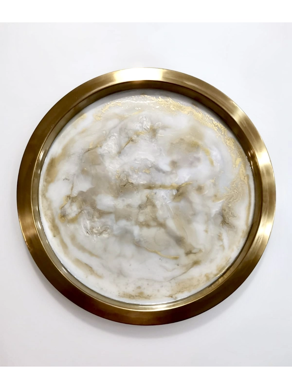 Epoxy tray with a wide edge - white-gold