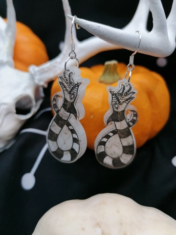 Beetlejuice Sandworm Ea..