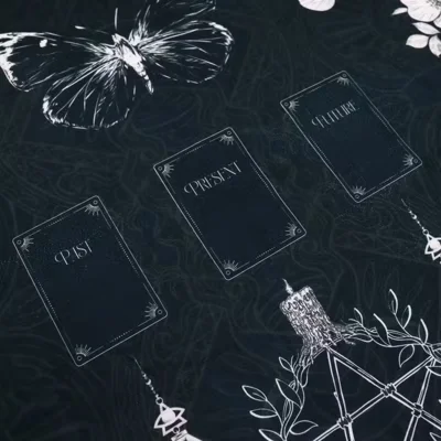 Tarot Reading Cloth - Ancient Witch Tarot Reading Cloth - Ancient Witch