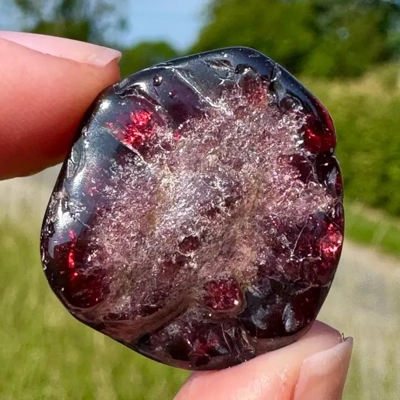 Polished Garnet 1-2cm Gemstone Garnets Deep Red