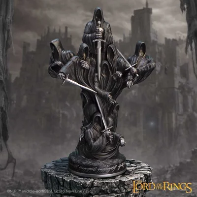 Officially Licensed Lord of the Rings Ringwraiths of Middle-Earth Figure 34.7cm – Fantasy Merch Officially Licensed Lord of the Rings Ringwraiths of Middle-Earth Figure 34.7cm – Fantasy Merch