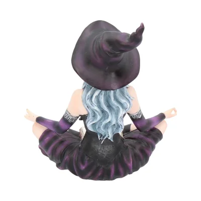 Aradia The Witch And Her Grimoire 14cm Aradia The Witch And Her Grimoire 14cm