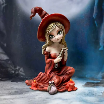 Rina Witch Figurine 15cm Rina Witch Figurine 15cm