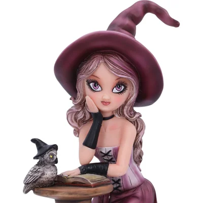 Agatha Witch Figurine 15cm Agatha Witch Figurine 15cm