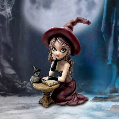 Agatha Witch Figurine 15cm Agatha Witch Figurine 15cm