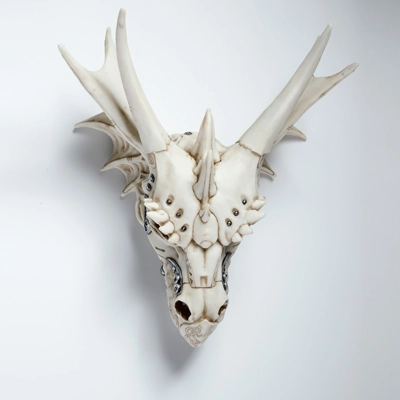 Dragon Skull Decoration with Metallic Detail Dragon Skull Decoration with Metallic Detail