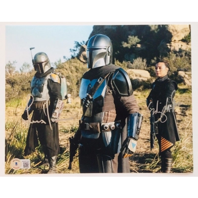 STAR WARS THE BOOK OF BOBA FETT 8x10 DOUBLE SIGNED By TEMUERA MORRISON and MING NA WEN and BECKETT CERTIFIED STAR WARS THE BOOK OF BOBA FETT 8x10 DOUBLE SIGNED By TEMUERA MORRISON and MING NA WEN and BECKETT CERTIFIED