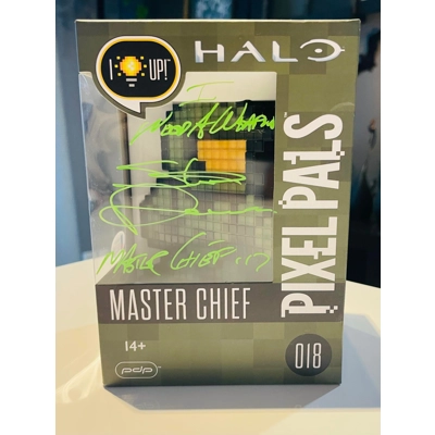 HALO MASTER CHIEF 018 PIXEL PALS SIGNED by STEVE DOWNES w/insc and BECKETT CERTIFIED