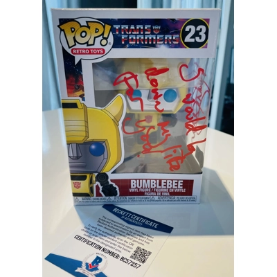 TRANSFORMERS BUMBLEBEE 23 SIGNED by MARK RYAN w/insc and BECKETT CERTIFIED TRANSFORMERS BUMBLEBEE 23 SIGNED by MARK RYAN w/insc and BECKETT CERTIFIED