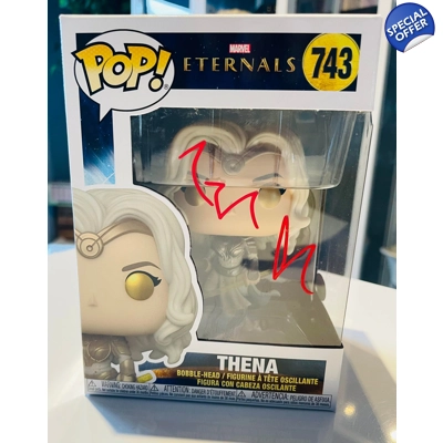 ETERNALS THENA 743 FUNKO POP SIGNED by ANGELINA JOLIE and JSA CERTIFIED4 ETERNALS THENA 743 FUNKO POP SIGNED by ANGELINA JOLIE and JSA CERTIFIED4