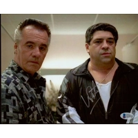 VINCENT PASTORE SIGNED THE SOPRANOS 8x10 PHOTO & BECKETT CERTIFIED BAS COA