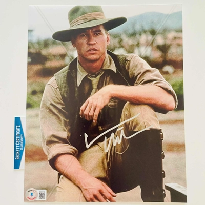 VAL KILMER SIGNED THE GHOST AND THE DARKNESS 8x10 & BECKETT CERTIFIED BAS COA VAL KILMER SIGNED THE GHOST AND THE DARKNESS 8x10 & BECKETT CERTIFIED BAS COA