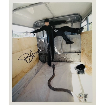 JACKASS 8x10 SIGNED by BAM MARGERA and BECKETT CERTIFIED 16