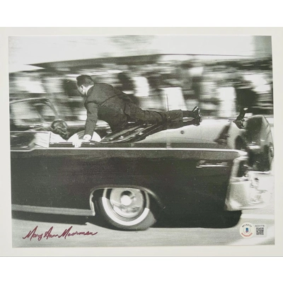 JOHN F KENNEDY ASSASSINATION 8x10 SIGNED by MARY ANN MOORMAN and BECKETT CERTIFIED2