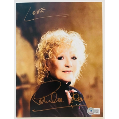 PETULA CLARK SIGNED 7x9.5 PHOTO w/insc and BECKETT CERTIFIED