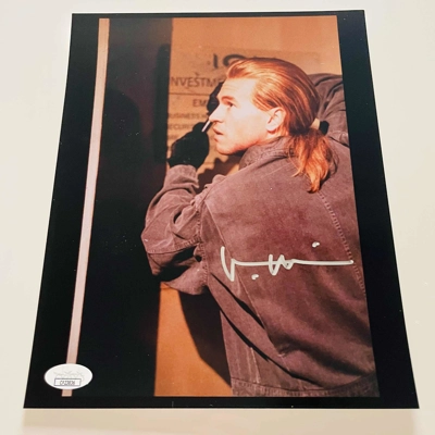 VAL KILMER SIGNED HEAT 8x10 & JSA CERTIFIED COA VAL KILMER SIGNED HEAT 8x10 & JSA CERTIFIED COA