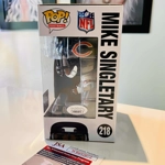 MIKE SINGLETARY SIGNED NFL CHICAGO BEARS 218 FUNKO POP & JSA CERTIFIED COA* MIKE SINGLETARY SIGNED NFL CHICAGO BEARS 218 FUNKO POP & JSA CERTIFIED COA*