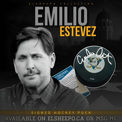 EMILIO ESTEVEZ SIGNED THE MIGHTY DUCKS HOCKEY PUCK & BECKETT CERTIFIED BAS COA