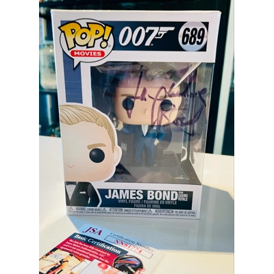 JAMES BOND 007 689 SIGNED By JACQUELINE BISSET and JSA CERTIFIED