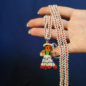 bead lady necklace