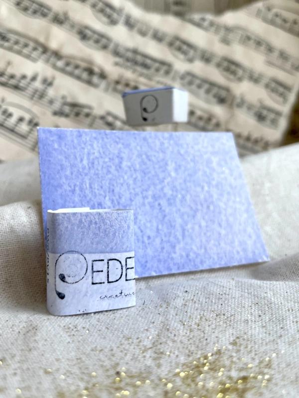 Lilac pale blue