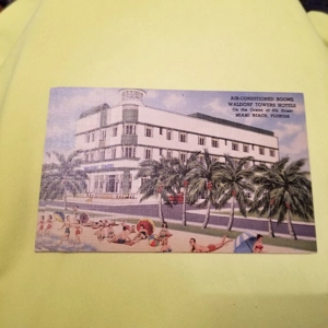 Vintage Postcard Waldorf Towers Miami