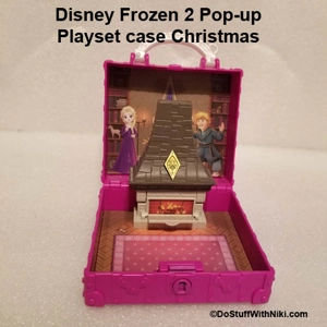 2018 Disney Frozen 2 Pop-up Playset box