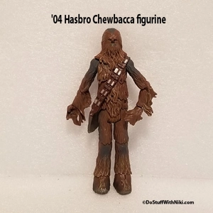 04 Hasbro Chewbacca figurine