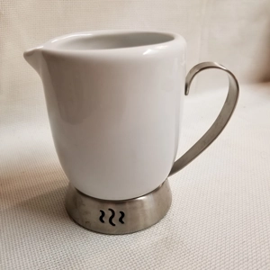 Trudeau Bianca White porc & SS creamer