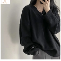 Casual Oversize Black V-Neck Sweater