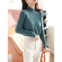 Chic Cashmere Turtleneck Pullover Sweater