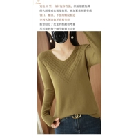 Women’s V-Neck Cashmere Blend Knit Sweater