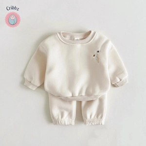 Winter Plush Daisy Embroidery Sweatshirt and Pants Set