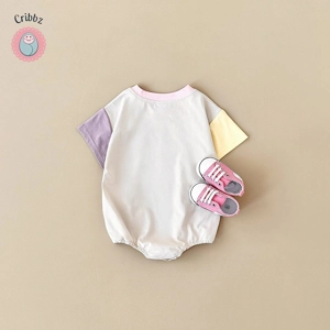 Summer Infant Romper with Letter Embroidery