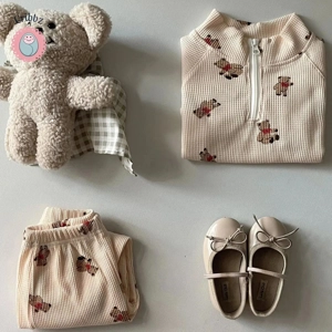 Autumn Baby Waffle Set with Bear Print