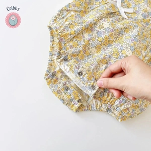 Cute Floral Sleeveless Baby Girls Bodysuit