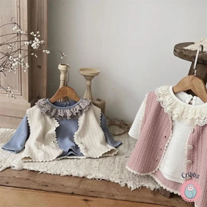 Cute Lace Pit Stripe Undershirt