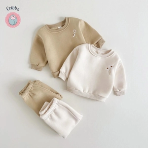 Winter Plush Daisy Embroidery Sweatshirt and Pants Set