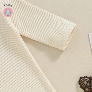 Newborn Baby Knotted Gown and Hat Set