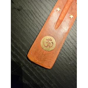 Om Ashcatcher