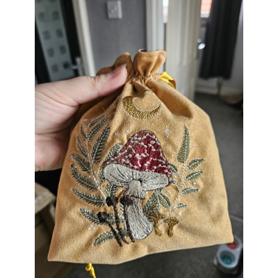 Mushroom drawstring
