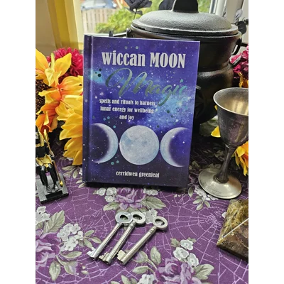 Wiccan Moon Magic – Cerridwen Greenleaf Wiccan Moon Magic – Cerridwen Greenleaf