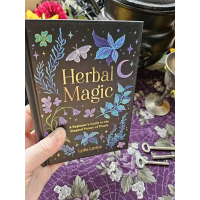 Herbal Magic - Lydia Levine Herbal Magic - Lydia Levine