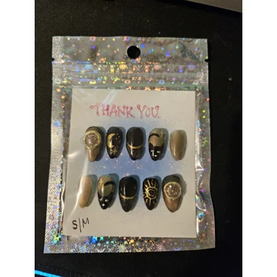 Green-Pink Colour-Shifting Holo Familiar Magic – Sun, Moon & Cat Press-On Nails